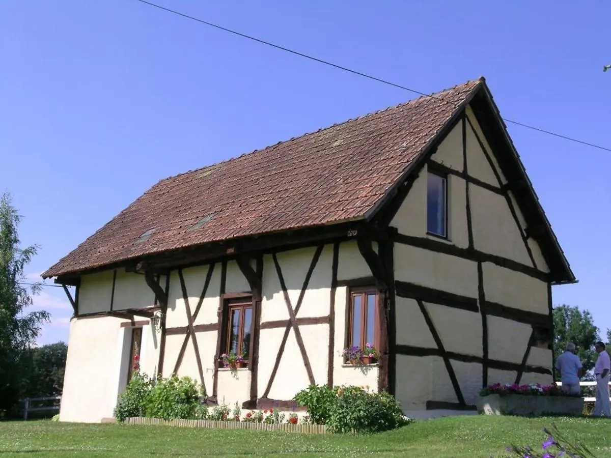 Maison Solognote Avec Piscine Chauffee, Jardin Et Equipements Complets Pres Du Pal. - Fr-1-489-12 Diou  Diou (Allier)
